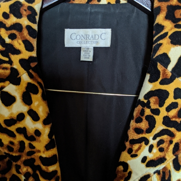 Conrad Leopard Print Jacket - Picture 2 of 4